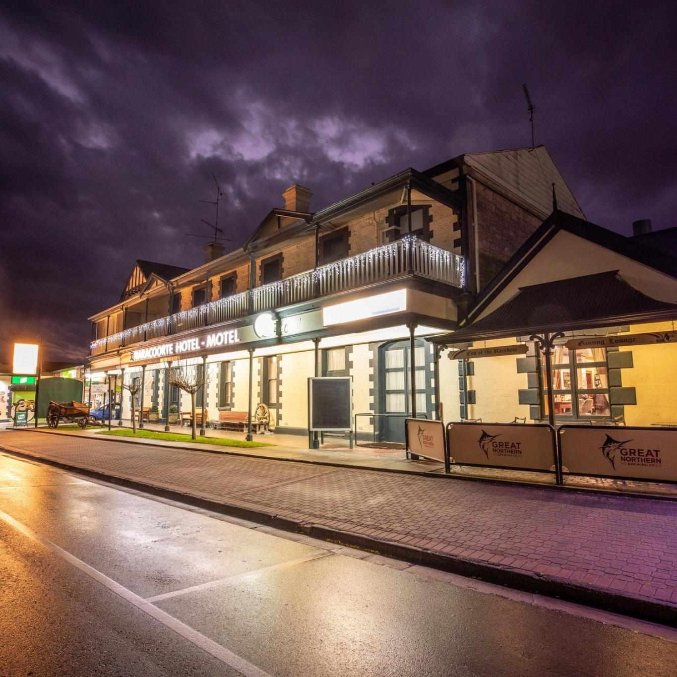 Naracoorte Hotel Motel Exterior photo